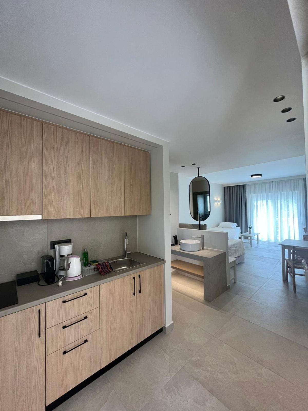 Mediterranean Sea Top Floor Палеохора Екстер'єр фото