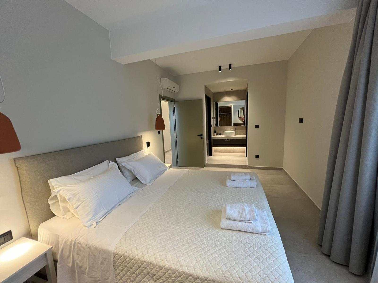 Mediterranean Sea Top Floor Палеохора Екстер'єр фото
