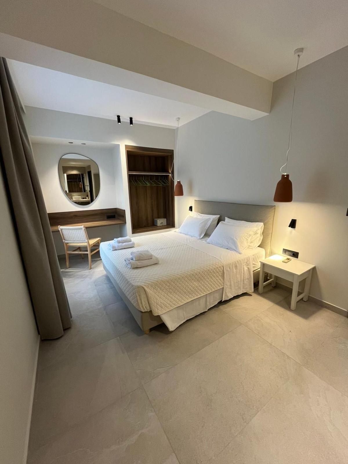 Mediterranean Sea Top Floor Палеохора Екстер'єр фото