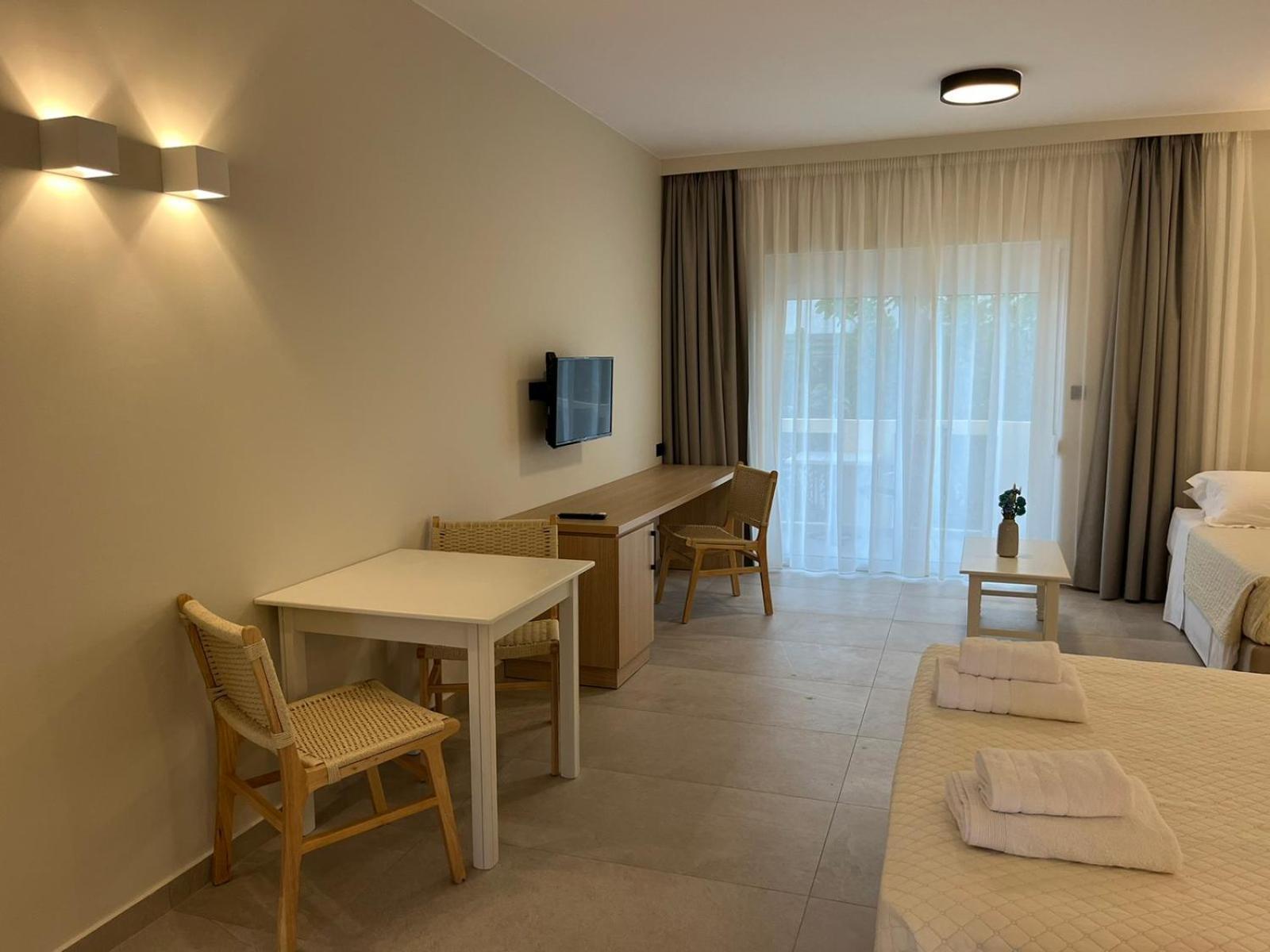 Mediterranean Sea Top Floor Палеохора Екстер'єр фото