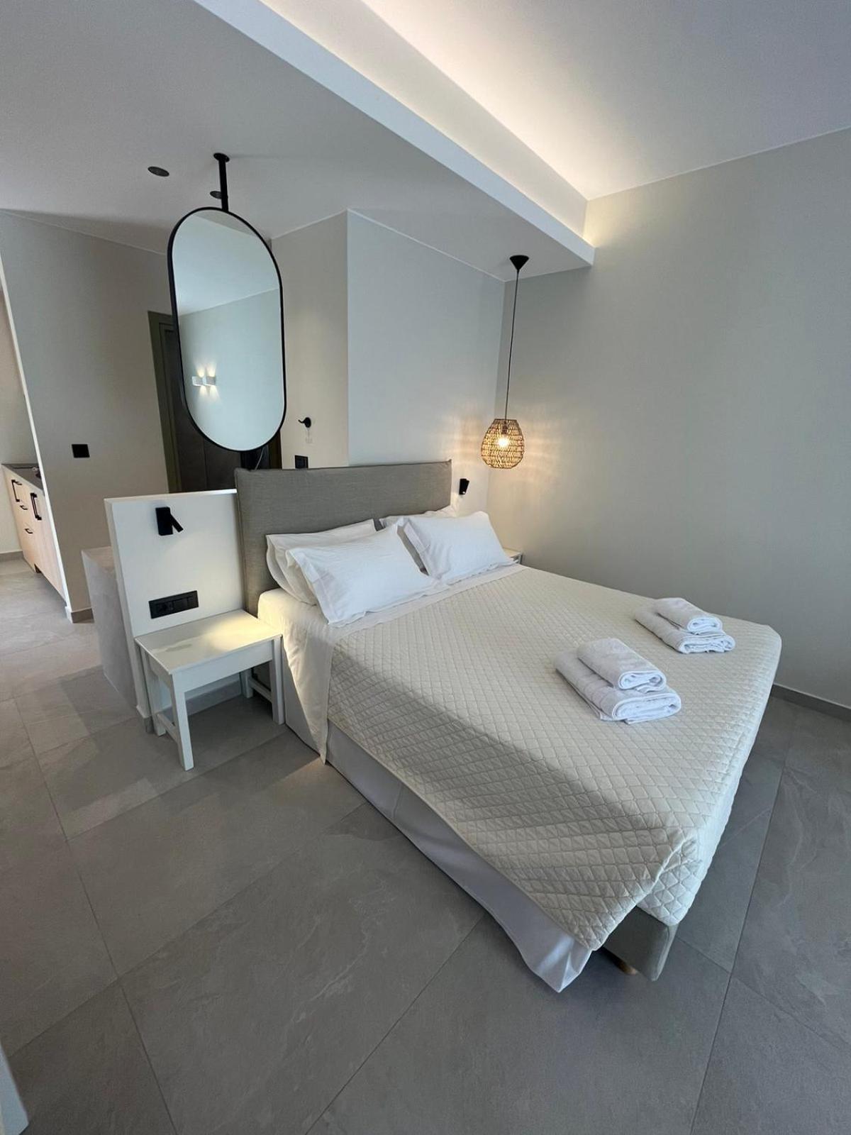 Mediterranean Sea Top Floor Палеохора Екстер'єр фото
