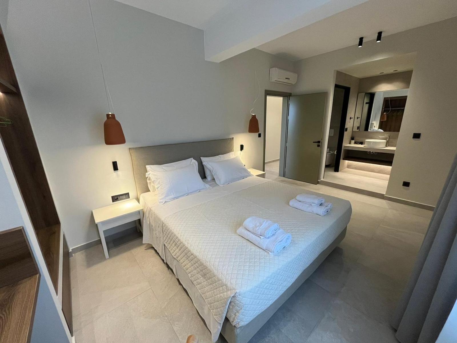 Mediterranean Sea Top Floor Палеохора Екстер'єр фото