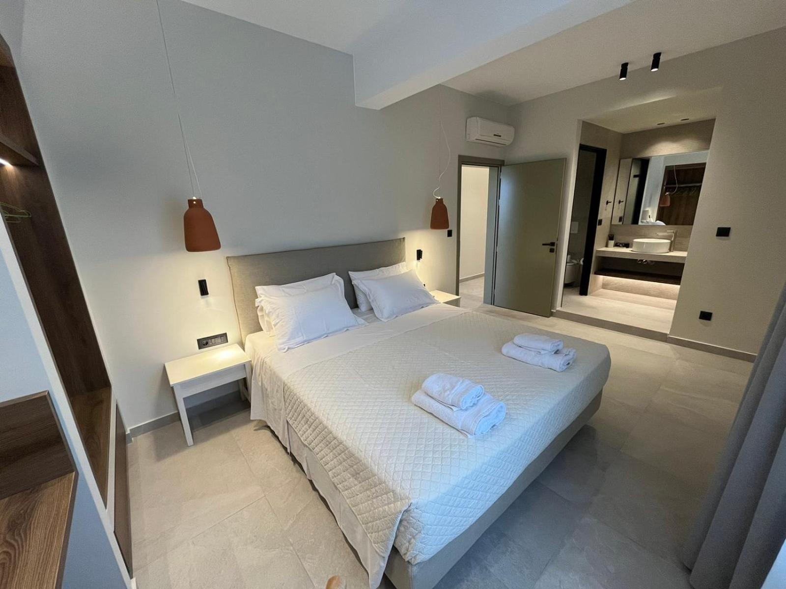 Mediterranean Sea Top Floor Палеохора Екстер'єр фото